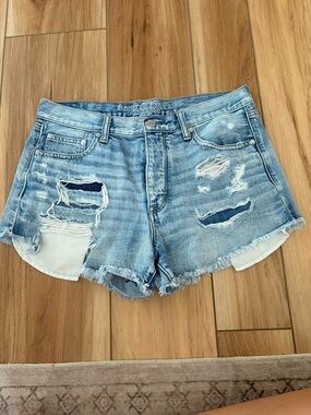American Eagle Outfitters Light Wash Distressed Denim Shorts